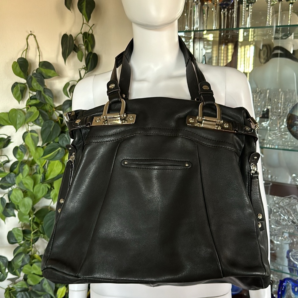 B. Makowsky Black Leather Silver Metallic Shoulder Bag like New - Picture 7 of 16